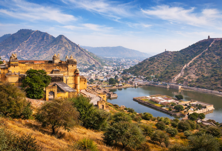 A Complete Guide to Jaipur’s Cultural, Historical Landmarks and Traditional Markets